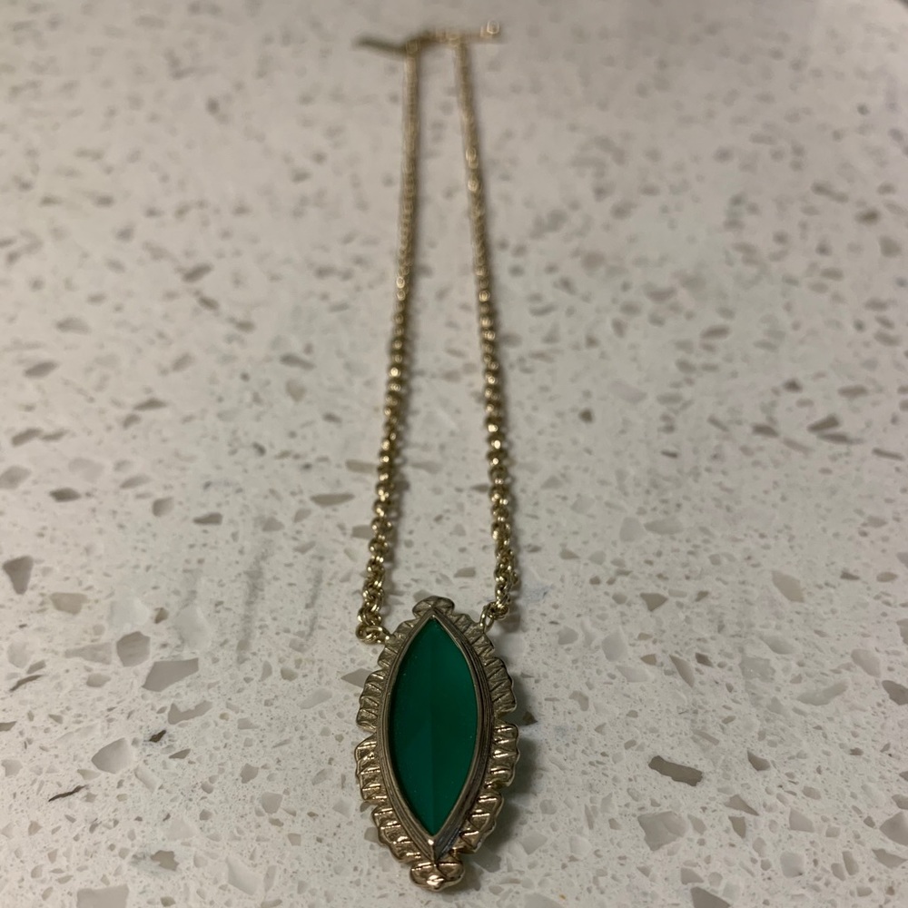 Kendra Scott Necklace